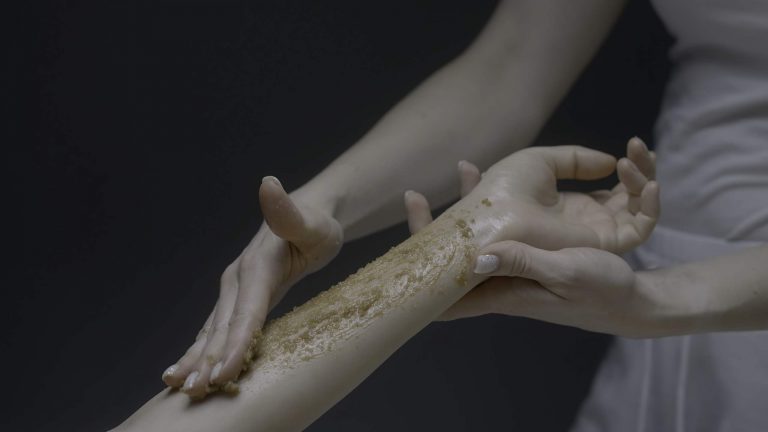 5 Common Body Care Mistakes That Are Hurting Your Progress